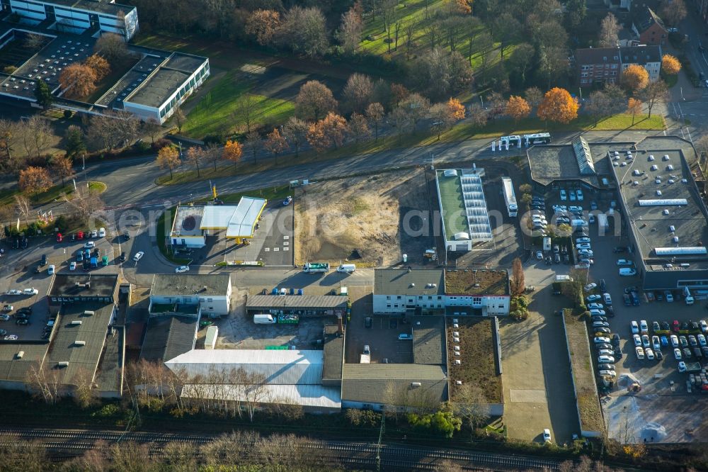 Gelsenkirchen from the bird's eye view: Company grounds and facilities of Fahrzeug-Werke LUEG AG in Gelsenkirchen - Buer in the state North Rhine-Westphalia