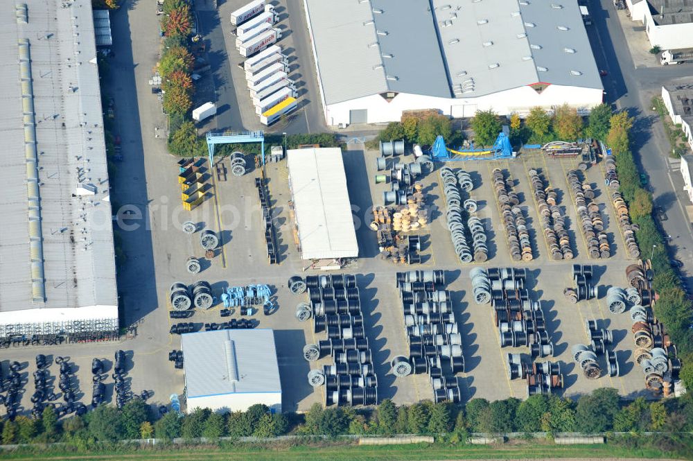 Wunstorf from the bird's eye view: Blick auf das Firmengelände der Firma BRUGG Rohrsysteme GmbH an der Adolf Oesterheld Str. 31 in 32515 Wunstorf. Das Unternehmen ist Spezialanbieter für Rohrsysteme zum Transport von Flüssigkeiten , Gasen und Wärme. Premises of the company in Brugg Pipe Systems Inc. in Wunstorf / Lower Saxony - Germany.