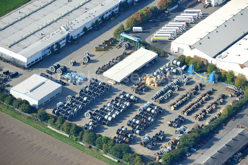 Aerial image Wunstorf - Blick auf das Firmengelände der Firma BRUGG Rohrsysteme GmbH an der Adolf Oesterheld Str. 31 in 32515 Wunstorf. Das Unternehmen ist Spezialanbieter für Rohrsysteme zum Transport von Flüssigkeiten , Gasen und Wärme. Premises of the company in Brugg Pipe Systems Inc. in Wunstorf / Lower Saxony - Germany.