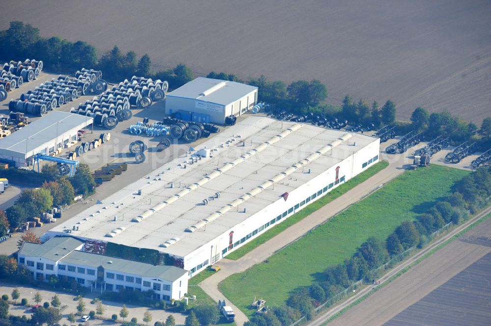 Aerial photograph Wunstorf - Blick auf das Firmengelände der Firma BRUGG Rohrsysteme GmbH an der Adolf Oesterheld Str. 31 in 32515 Wunstorf. Das Unternehmen ist Spezialanbieter für Rohrsysteme zum Transport von Flüssigkeiten , Gasen und Wärme. Premises of the company in Brugg Pipe Systems Inc. in Wunstorf / Lower Saxony - Germany.