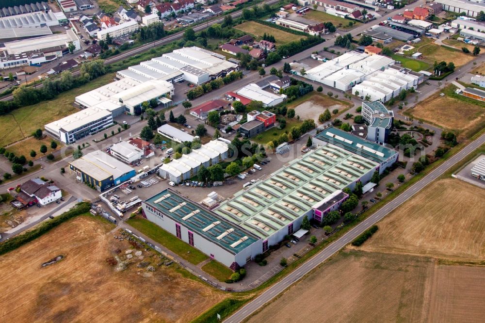 Aerial photograph Kenzingen - Company grounds and facilities of FREYLER Industriebau Unternehmensgruppe in Kenzingen in the state Baden-Wuerttemberg, Germany