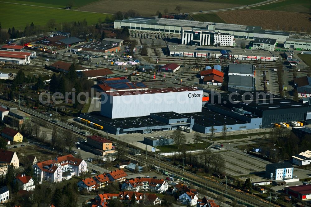 Aerial photograph Mindelheim - Company premises of the Gabor Outlet Mindelheim with halls, company buildings and production facilities on Industriestrasse in the industrial park in Mindelheim in the state Bavaria, Germany