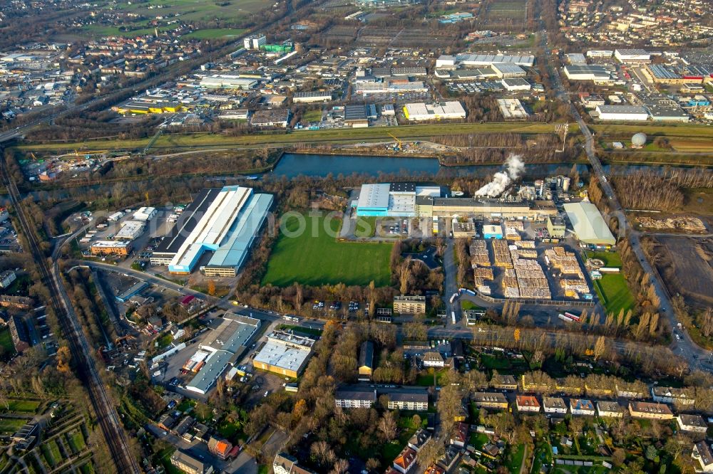 Aerial image Gelsenkirchen - Company grounds and facilities of GERO Gelsenkirchener Rohrhandelsgesellschaft mbH und der Papierfabrik Fritz Peters GmbH & Co. KG in Gelsenkirchen in the state North Rhine-Westphalia