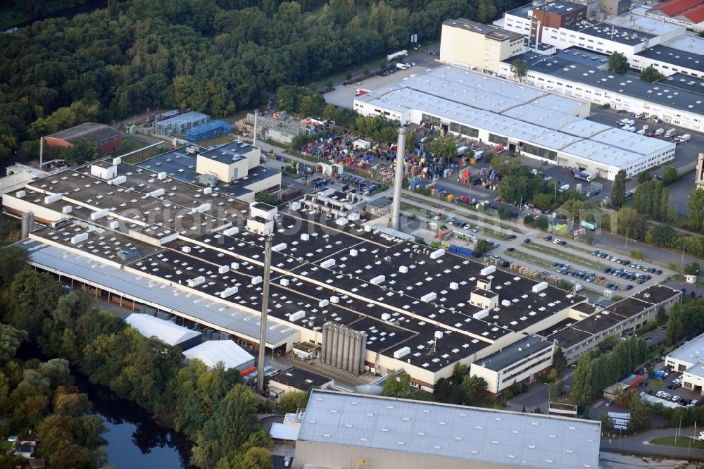 Berlin from above - Premises of Getraenke Nordmann GmbH on Wupperstrasse in the Zehlendorf part of Berlin