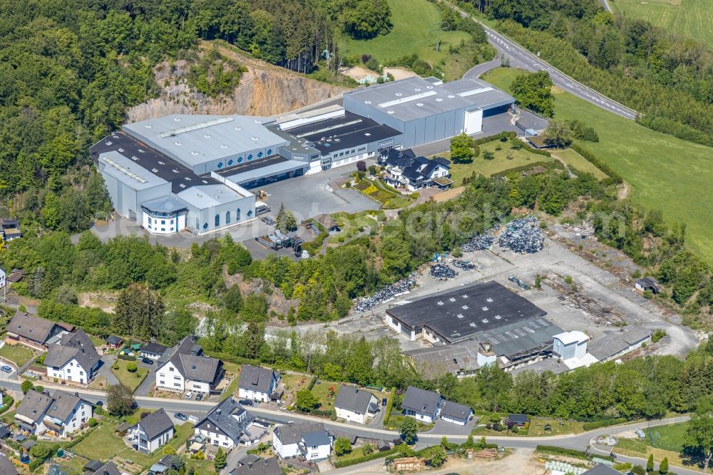 Aerial image Weringhausen - Company grounds and facilities of GRAEWE GmbH & Co. KG on Kalkbruch in Weringhausen at Sauerland in the state North Rhine-Westphalia, Germany