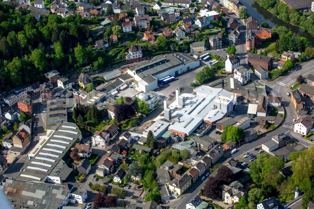 Hagen from the bird's eye view: Company grounds and facilities of amongst Celik Logistik others at Kronenburgstreet in Hagen in the state North Rhine-Westphalia