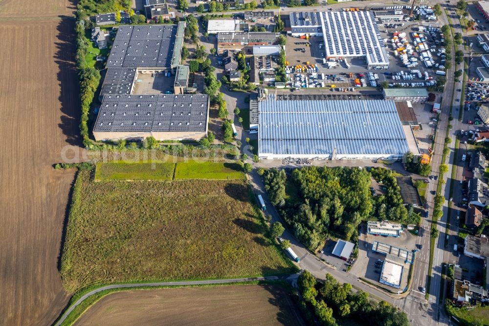 Aerial photograph Bochum - Company grounds and facilities of HKL BAUMASCHINEN GmbH and of PSS Marketing GmbH on Burgstrasse in Bochum in the state North Rhine-Westphalia, Germany