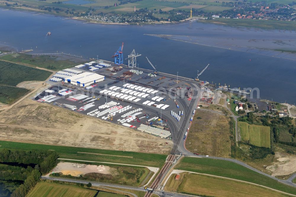 Brake (Unterweser) from above - Facilities and industrial harbour of J.Mueller in Brake (Unterweser) in the state of Lower Saxony