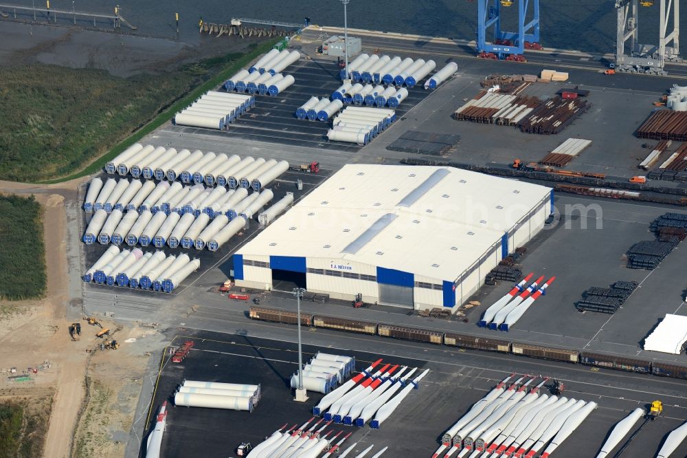 Aerial image Brake (Unterweser) - Facilities and industrial harbour of J.Mueller in Brake (Unterweser) in the state of Lower Saxony