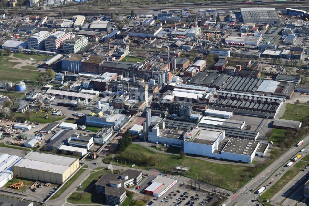 Aerial photograph Freiburg im Breisgau - Company grounds and facilities of the chemical company Rhodia Acetow GmbH and Industrial Park InfraRhod in the district Bruehl in Freiburg im Breisgau in the state Baden-Wurttemberg, Germany