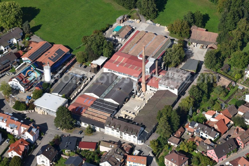 Kandern from the bird's eye view: Company grounds and facilities of Kandern Feuerfest GmbH in Kandern in the state Baden-Wurttemberg, Germany