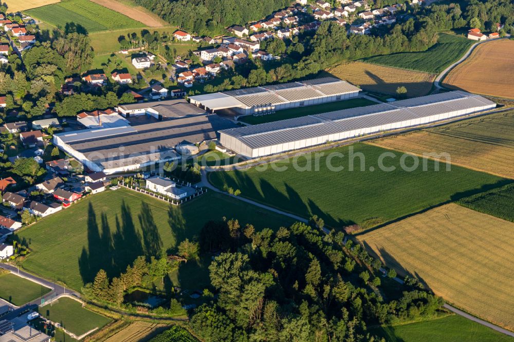 Aerial image Roßbach - Company grounds and facilities of Konservernfabrik Eggerstorfer GmbH on street Fabrikstrasse in Rossbach in the state Bavaria, Germany