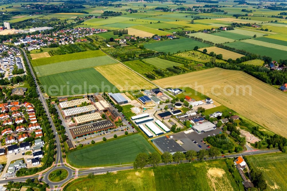 Aerial photograph Soest - Company grounds and facilities of Kreishandwerkerschaft Hellweg-Lippe Am Handwerk in Soest in the state North Rhine-Westphalia, Germany