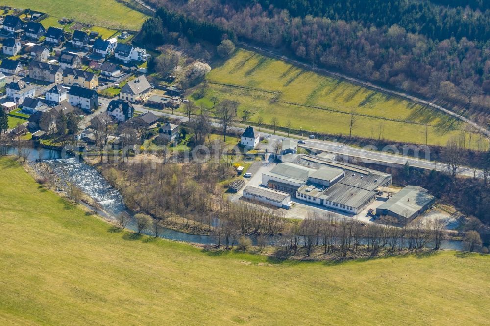 Meschede from the bird's eye view: Company grounds and facilities of KSM Kunststofftechnik Meschede GmbH & Co.KG on Heinrichsthaler Strasse in Meschede in the state North Rhine-Westphalia, Germany