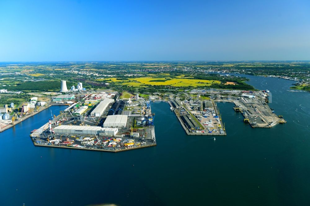 Rostock from the bird's eye view: Company grounds and facilities of Liebherr-MCCtec GmbH in Rostock in the state Mecklenburg - Western Pomerania