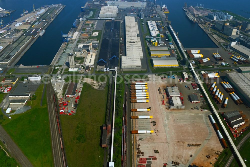 Rostock from above - Company grounds and facilities of Liebherr-MCCtec GmbH in Rostock in the state Mecklenburg - Western Pomerania