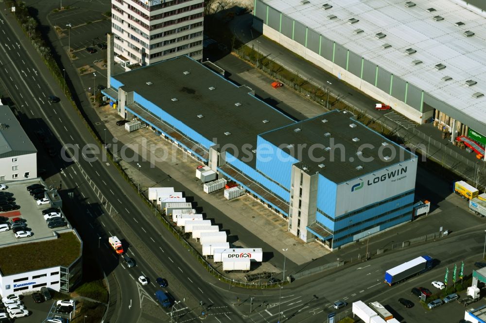 Aschaffenburg from above - Firmengebaeude des Logistikunternehmens Logwin AG mit Hallen und Firmengebaeuden an der Weichert-Strasse in Aschaffenburg im Bundesland Bayern, Deutschland