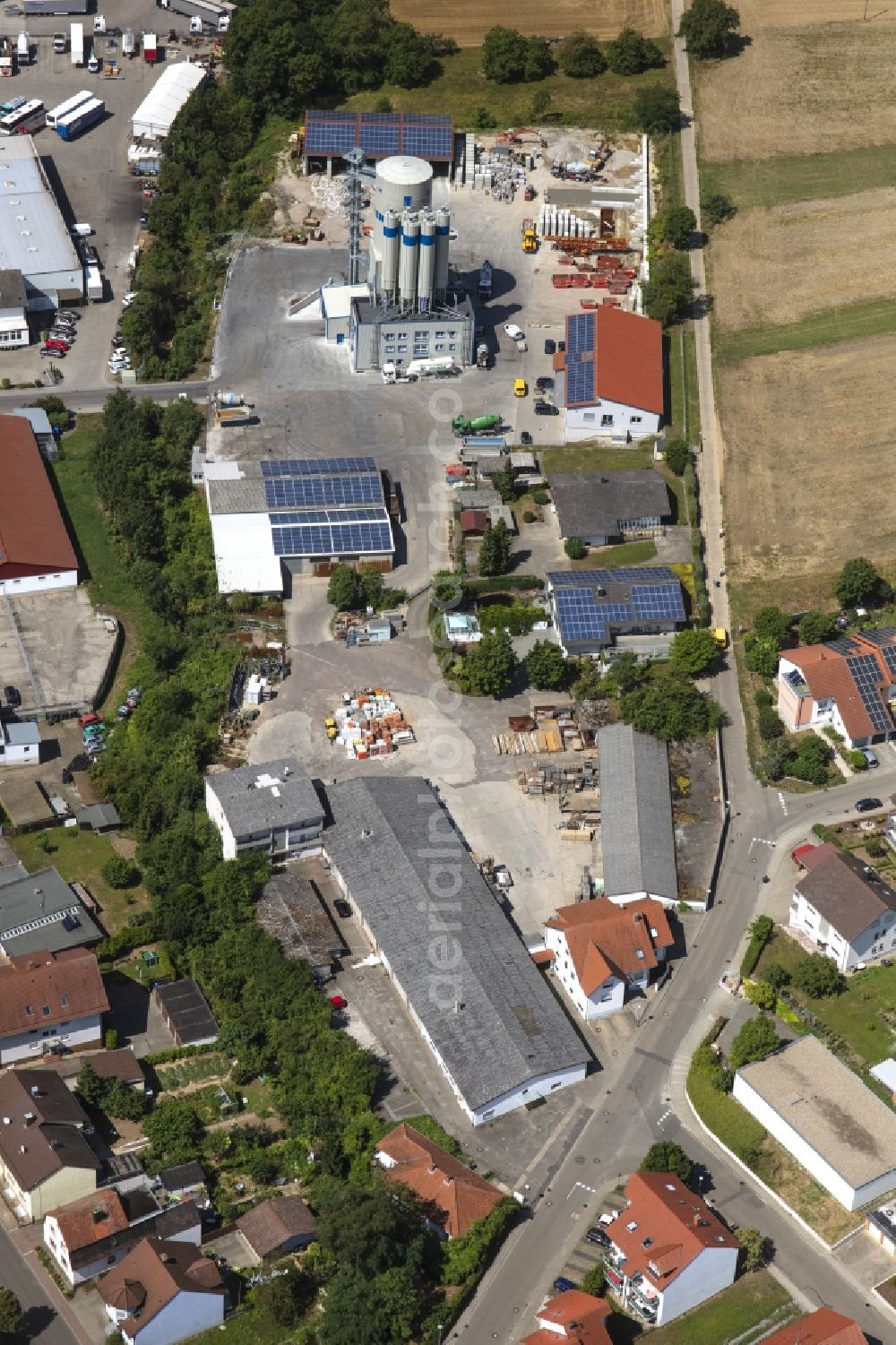 Aerial photograph Östringen - Company grounds and facilities of W. Mayer Baugesellschaft mbH in Oestringen in the state Baden-Wuerttemberg, Germany