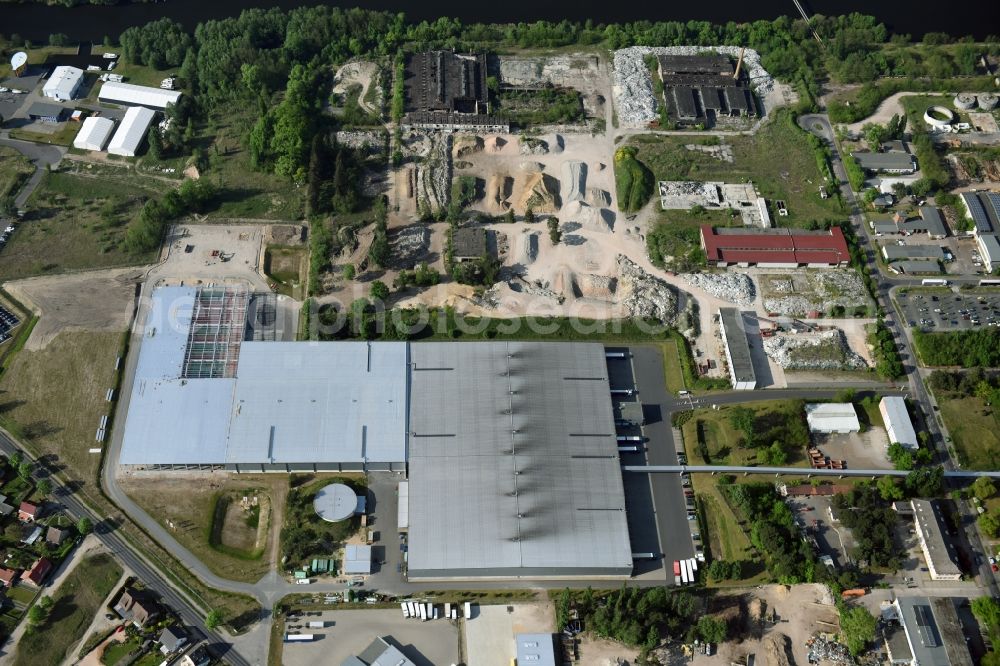 Aerial photograph Fürstenwalde/Spree - Industrial and commercial area of R F L Reifen-Felgen-Logistik Speditions- und Lager GmbH on Traenkestrasse - Langewahler Strassein Fuerstenwalde/Spree in the state Brandenburg