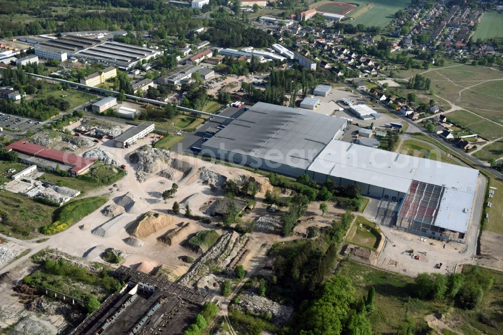 Aerial image Fürstenwalde/Spree - Industrial and commercial area of R F L Reifen-Felgen-Logistik Speditions- und Lager GmbH on Traenkestrasse - Langewahler Strassein Fuerstenwalde/Spree in the state Brandenburg