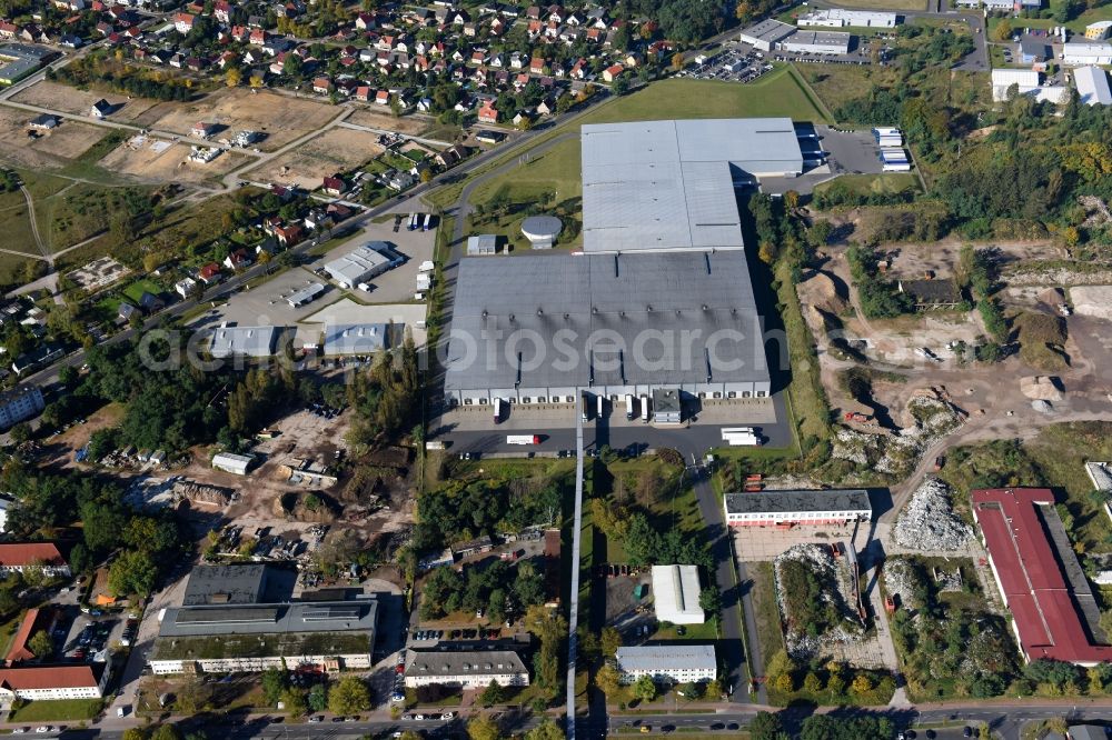 Aerial image Fürstenwalde/Spree - Industrial and commercial area of R F L Reifen-Felgen-Logistik Speditions- und Lager GmbH on Traenkestrasse - Langewahler Strassein Fuerstenwalde/Spree in the state Brandenburg