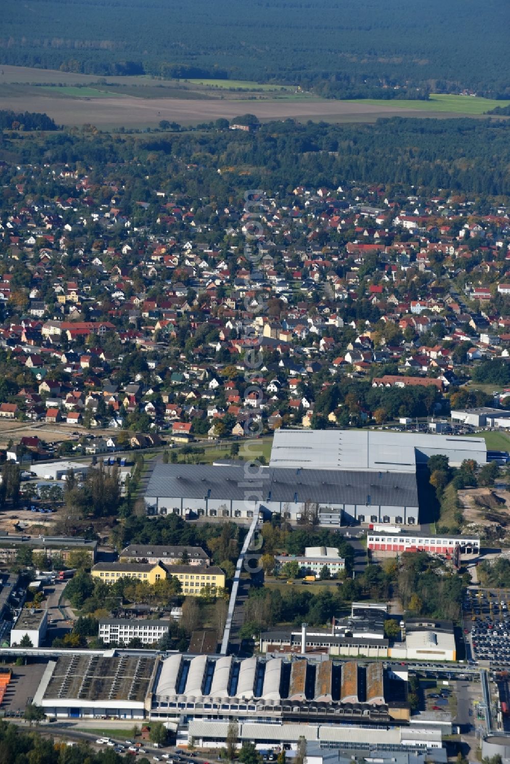 Fürstenwalde/Spree from above - Industrial and commercial area of R F L Reifen-Felgen-Logistik Speditions- und Lager GmbH on Traenkestrasse - Langewahler Strassein Fuerstenwalde/Spree in the state Brandenburg