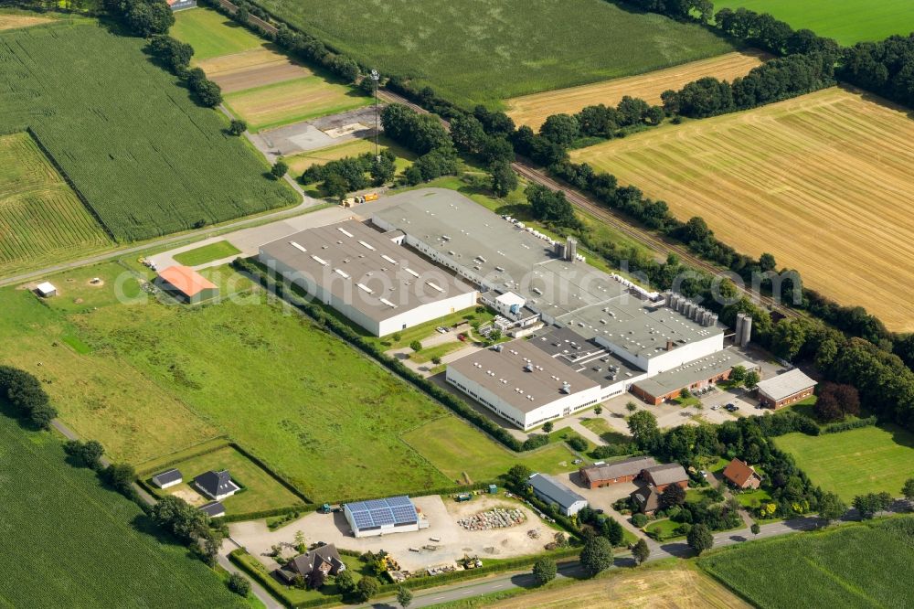 Kutenholz from the bird's eye view: Company grounds and facilities of RPC Verpackungen Kutenholz GmbH in Kutenholz in the state Lower Saxony, Germany