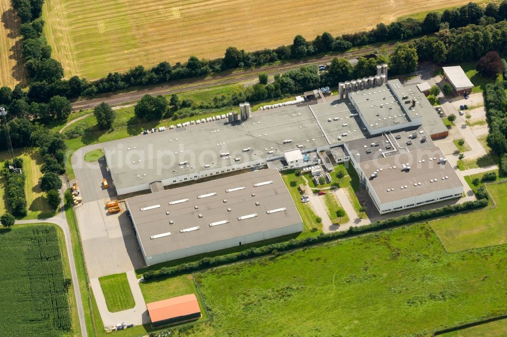 Kutenholz from the bird's eye view: Company grounds and facilities of RPC Verpackungen Kutenholz GmbH in Kutenholz in the state Lower Saxony, Germany