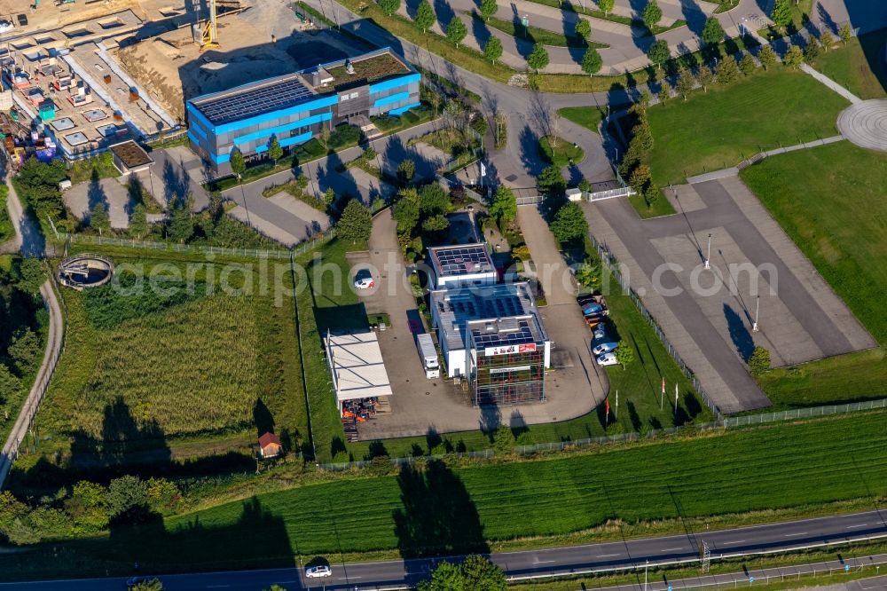 Bad Waldsee from the bird's eye view: Company grounds and facilities of Schoeler Foerdertechnik AG and Assfalg, Gaspard & Partner Ingenieurgesellschaft mbH in Bad Waldsee in the state Baden-Wuerttemberg, Germany