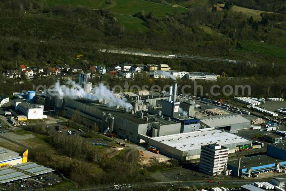 Aschaffenburg from the bird's eye view: Company premises of the DS Smith with halls, company administrations and production facilities in Aschaffenburg in the state Bavaria, Germany