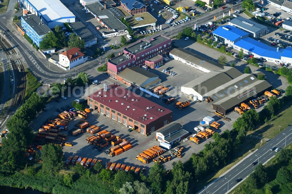 Rostock from the bird's eye view: Company grounds and facilities of Stadtentsorgung Rostock GmbH on Petridonm in Rostock in the state Mecklenburg - Western Pomerania, Germany