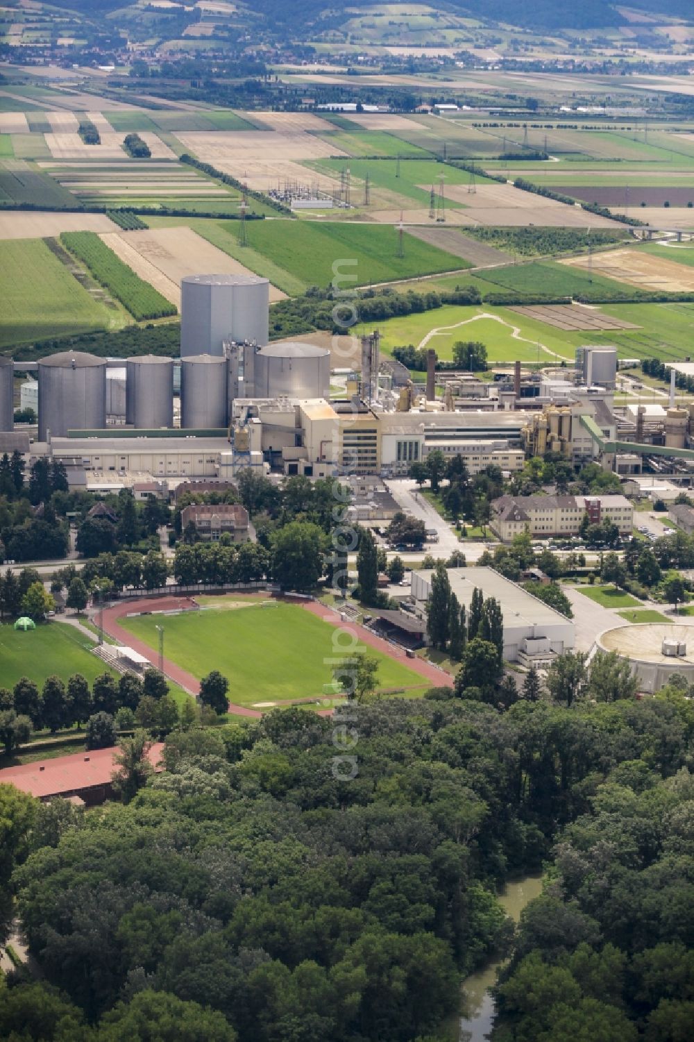 Aerial image Tulln an der Donau - Premises and technical facilities of the sugar factory AGRANA Zucker GmbH in Tulln an der Donau in Lower Austria, Austria