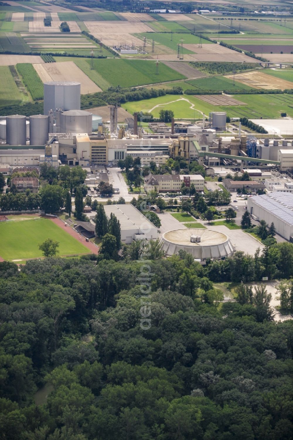 Tulln an der Donau from above - Premises and technical facilities of the sugar factory AGRANA Zucker GmbH in Tulln an der Donau in Lower Austria, Austria