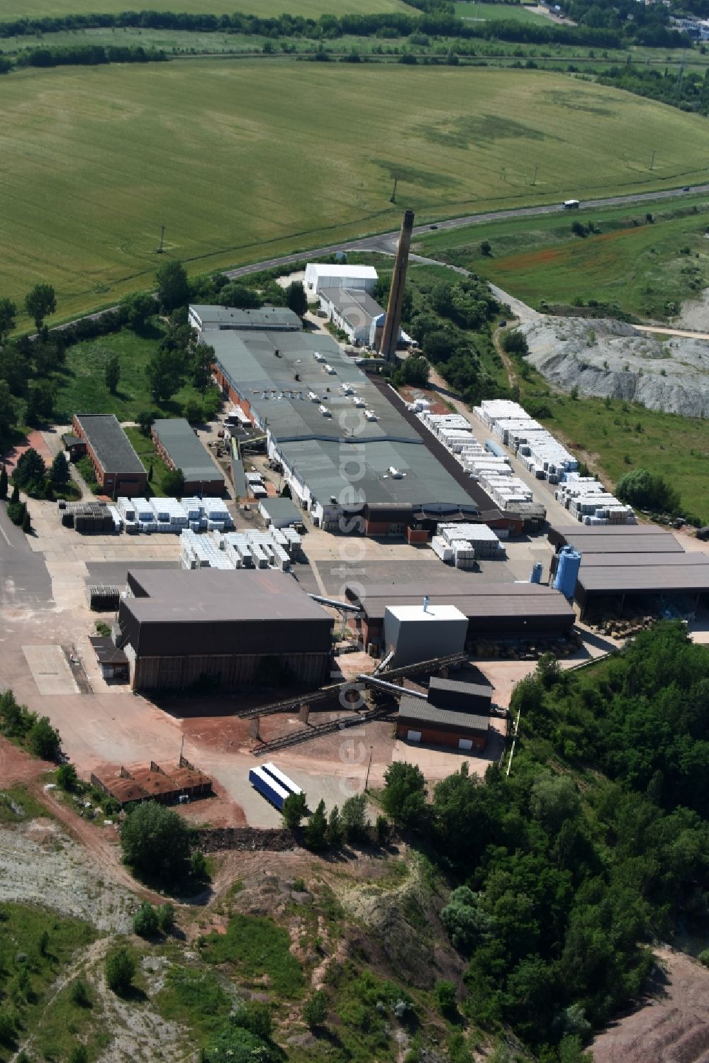 Baalberge from above - Company grounds and facilities of Wienerberger Ziegelindustrie GmbH in Baalberge in the state Saxony-Anhalt