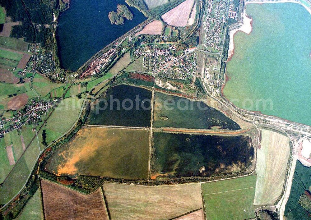 Lohsa / Sachsen from the bird's eye view: Fischzuchteichanlagen bei Lohsa / Sachsen.