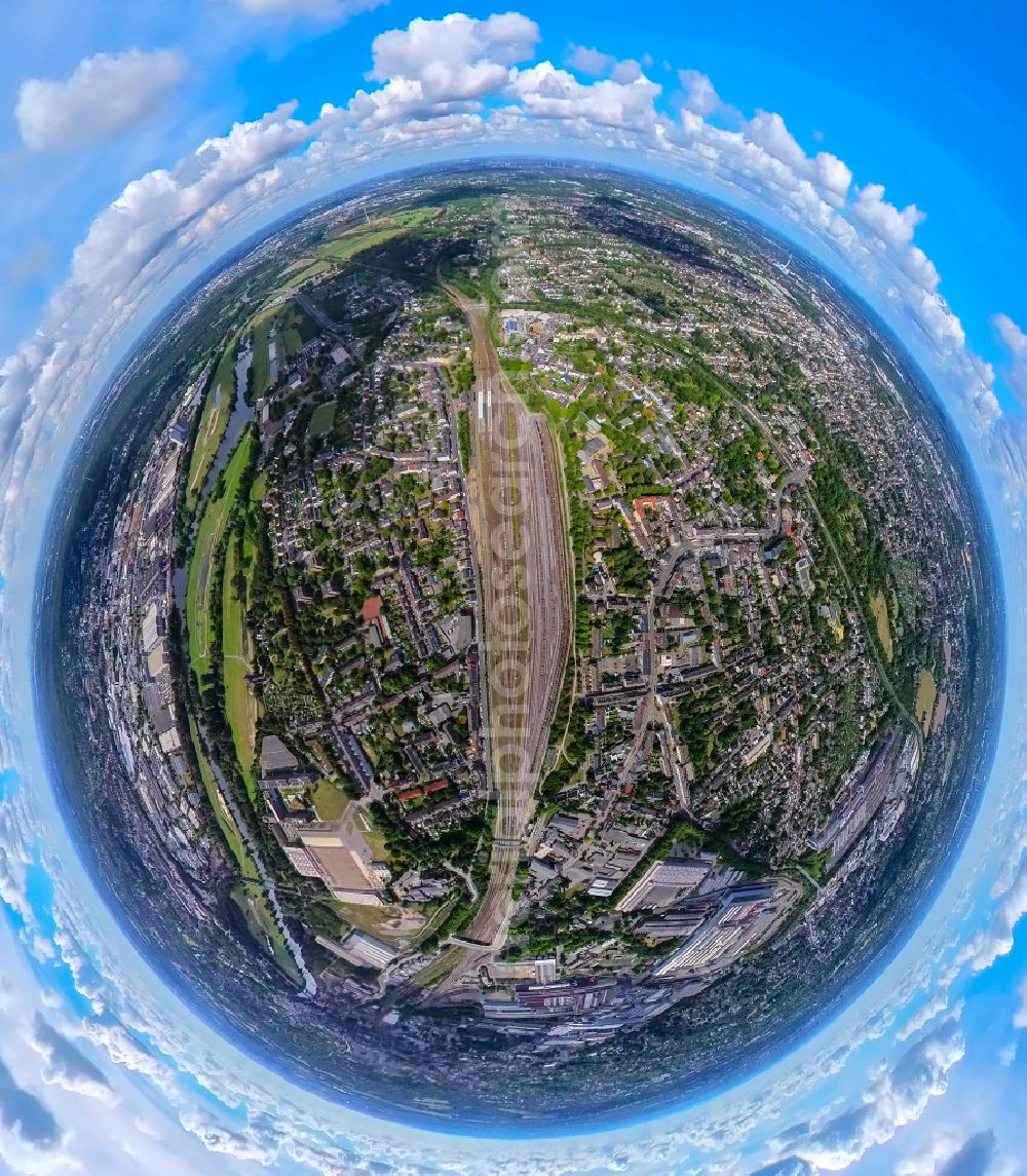 Aerial photograph Mülheim an der Ruhr - Fisheye perspective track progress and building of the main station of the railway in Muelheim on the Ruhr at Ruhrgebiet in the state North Rhine-Westphalia, Germany