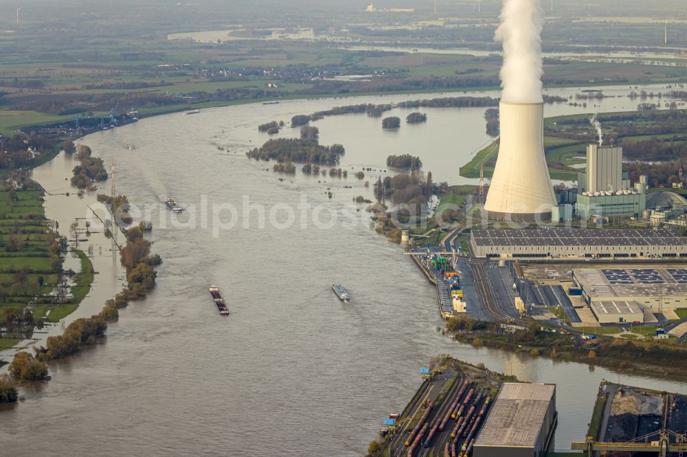 Duisburg from above - Fisheye perspective Power plants and exhaust towers of thermal power station STEAG Heizkraftwerk Walsum on Dr.-Wilhelm-Roelen-Strasse in Duisburg in the state North Rhine-Westphalia, Germany