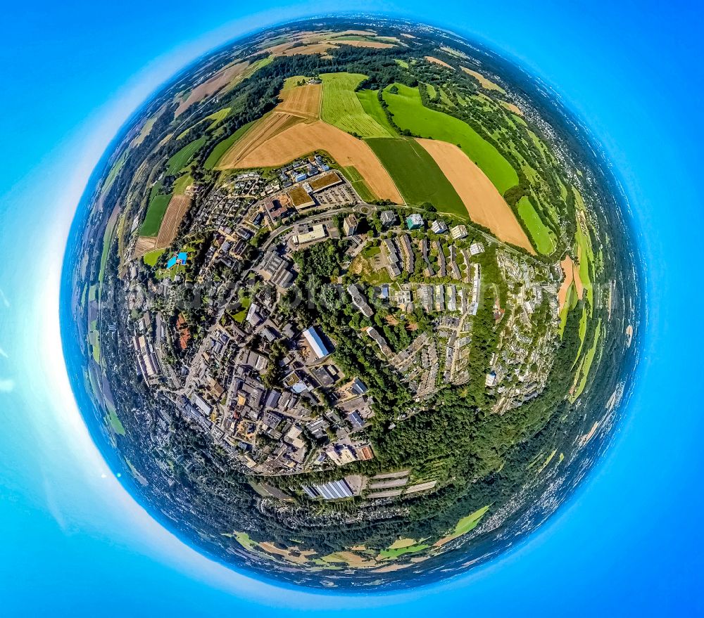 Heiligenhaus from the bird's eye view: Fisheye perspective outskirts residential on street Stettiner Strasse in Heiligenhaus at Ruhrgebiet in the state North Rhine-Westphalia, Germany