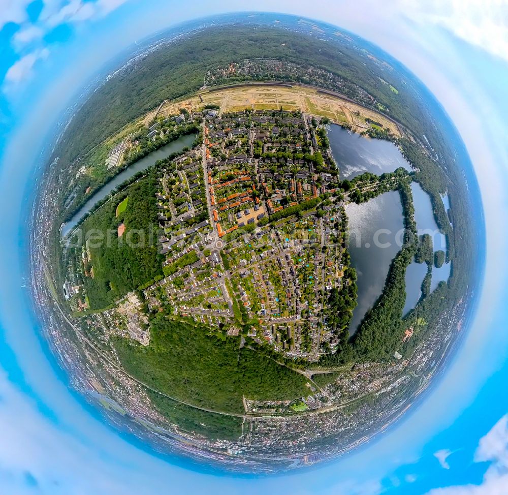 Duisburg from the bird's eye view: Fisheye perspective residential area of an apartment complex on the banks of the Warmbachsee and the Masurensee in the Wedau district in Duisburg in the state North Rhine-Westphalia, Germany