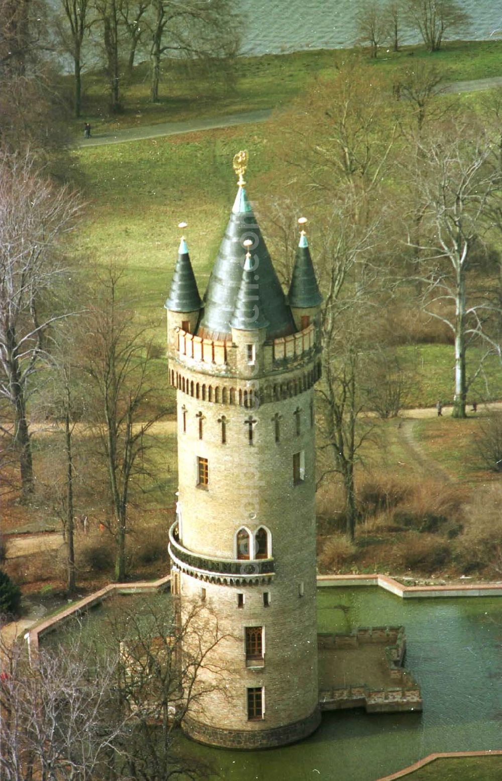 Babelsberg from the bird's eye view: 06.03.95 Flatowturm im Park Babelsberg