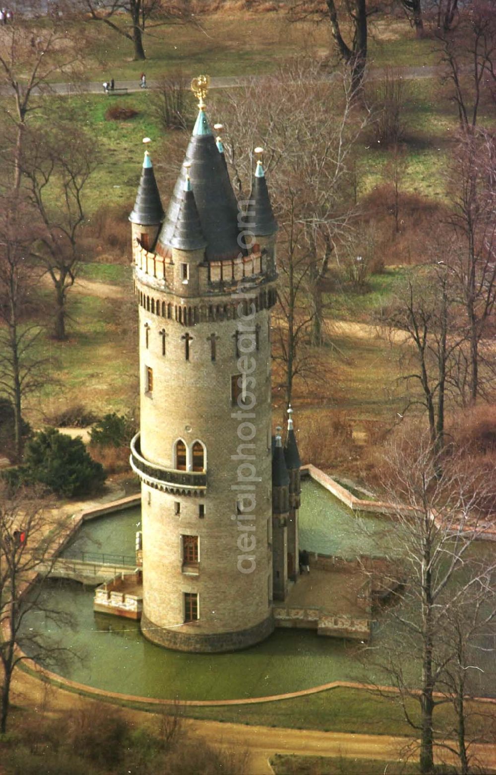 Babelsberg from the bird's eye view: 06.03.95 Flatowturm im Park Babelsberg