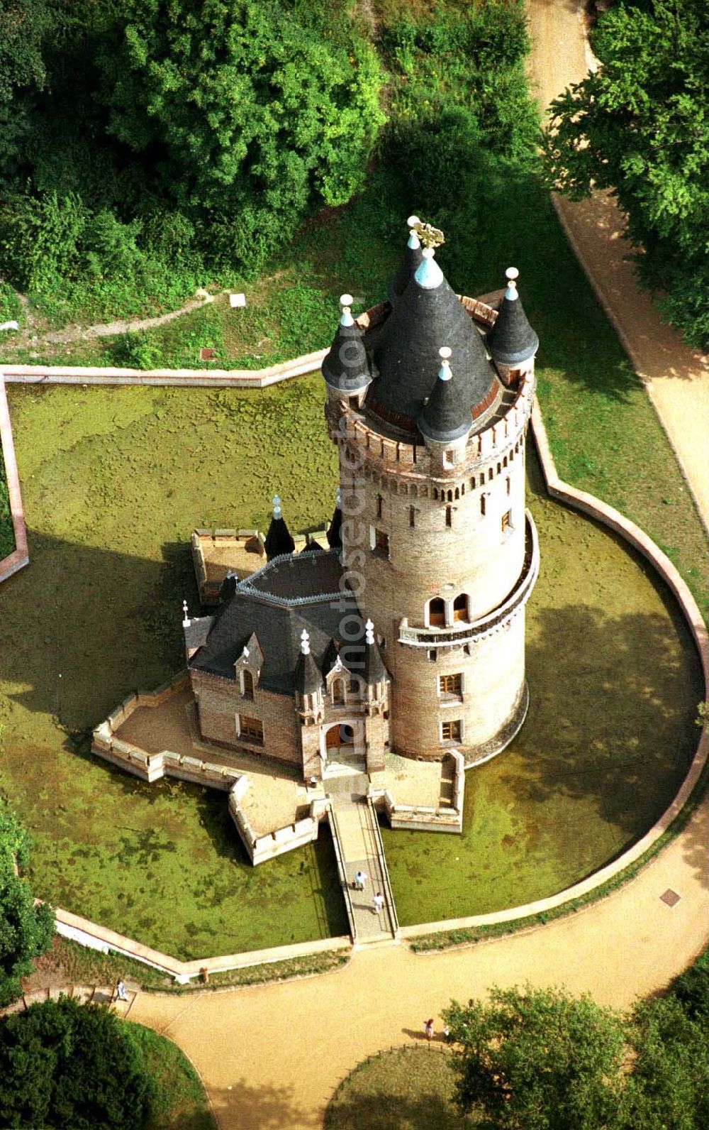 Potsdam from the bird's eye view: Flatowturm im Park Babelsberg