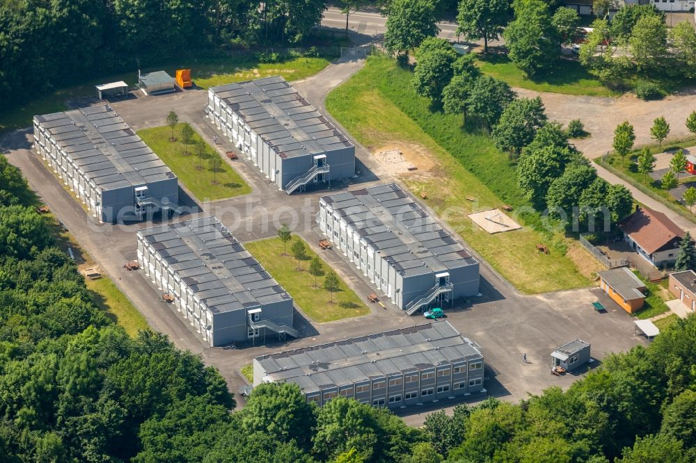 Aerial image Bochum - Container settlement as temporary shelter and reception center for refugees in the district Wattenscheid in Bochum in the state North Rhine-Westphalia, Germany