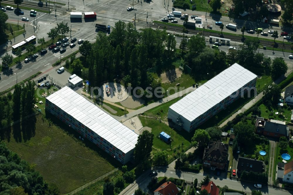 Aerial image Berlin - Container settlement as temporary shelter and reception center for refugees on Blumberger Damm corner Landsberger Allee in the district Bezirk Marzahn in Berlin