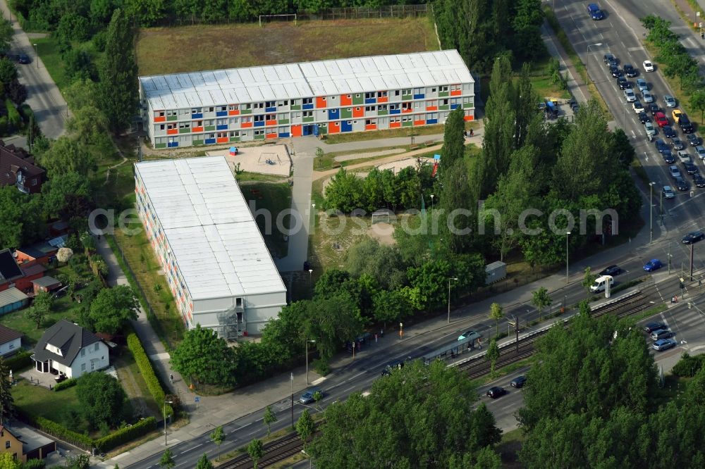 Aerial image Berlin - Container settlement as temporary shelter and reception center for refugees on Blumberger Damm in the district Bezirk Marzahn-Hellersdorf in Berlin