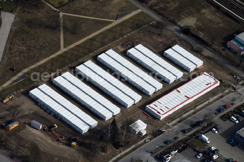 Aerial image Berlin - Container settlement as temporary shelter and reception center for refugees Dingolfinger Strasse - Walsheimer Strasse in the district Biesdorf in Berlin