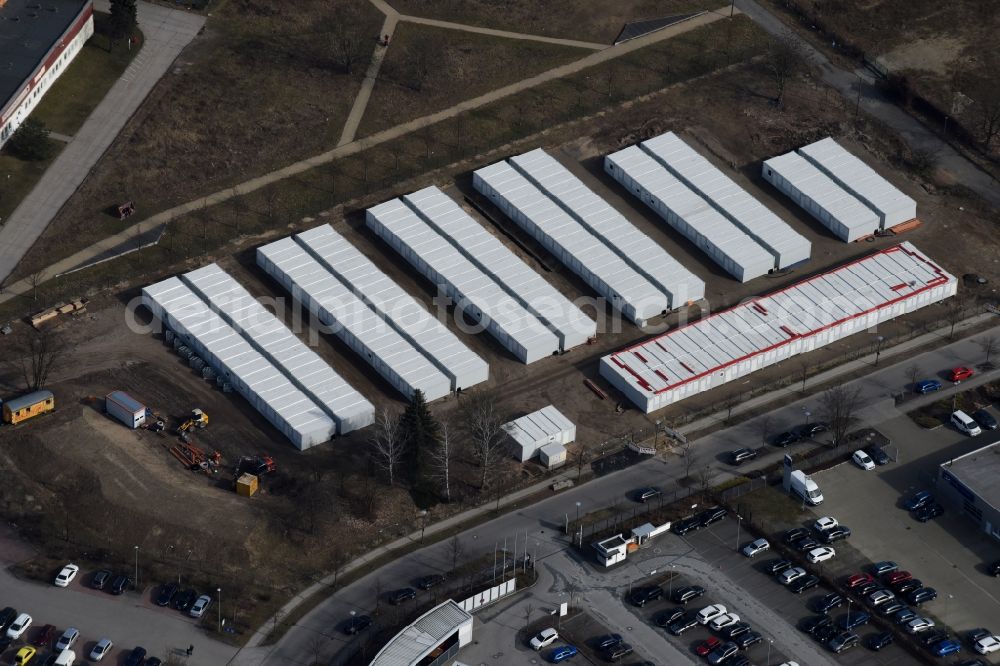 Aerial photograph Berlin - Container settlement as temporary shelter and reception center for refugees Dingolfinger Strasse - Walsheimer Strasse in the district Biesdorf in Berlin