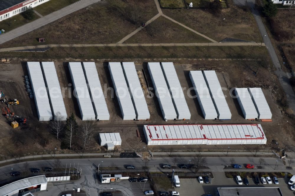 Berlin from the bird's eye view: Container settlement as temporary shelter and reception center for refugees Dingolfinger Strasse - Walsheimer Strasse in the district Biesdorf in Berlin