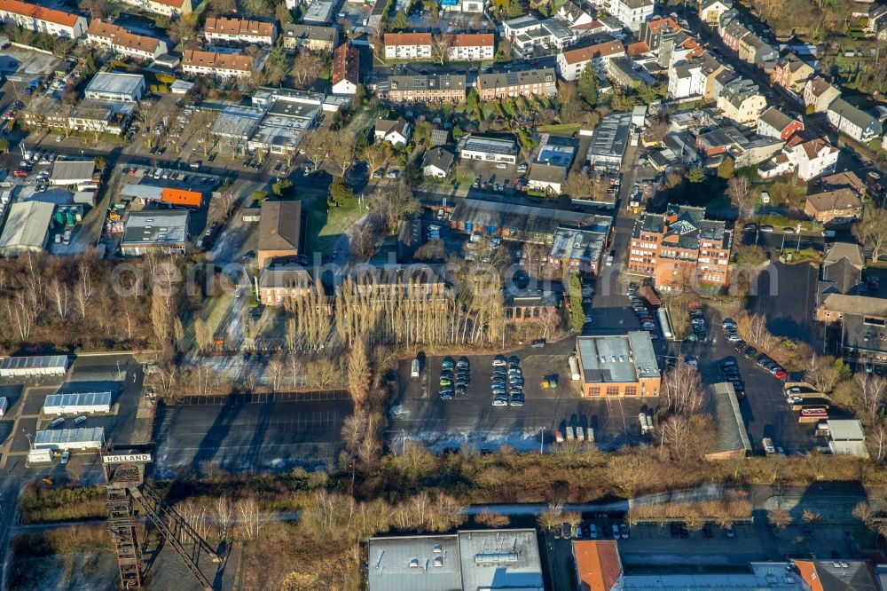 Bochum from above - Refugee's home and asylum lodging container settlement as a temporary accommodation and admission camp on the area of the former bill Holland in the district of Wattenscheid in Bochum in the federal state North Rhine-Westphalia