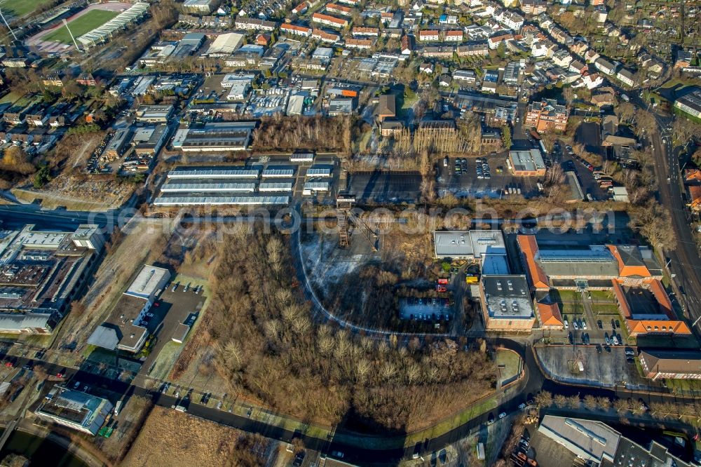 Bochum from the bird's eye view: Refugee's home and asylum lodging container settlement as a temporary accommodation and admission camp on the area of the former bill Holland in the district of Wattenscheid in Bochum in the federal state North Rhine-Westphalia